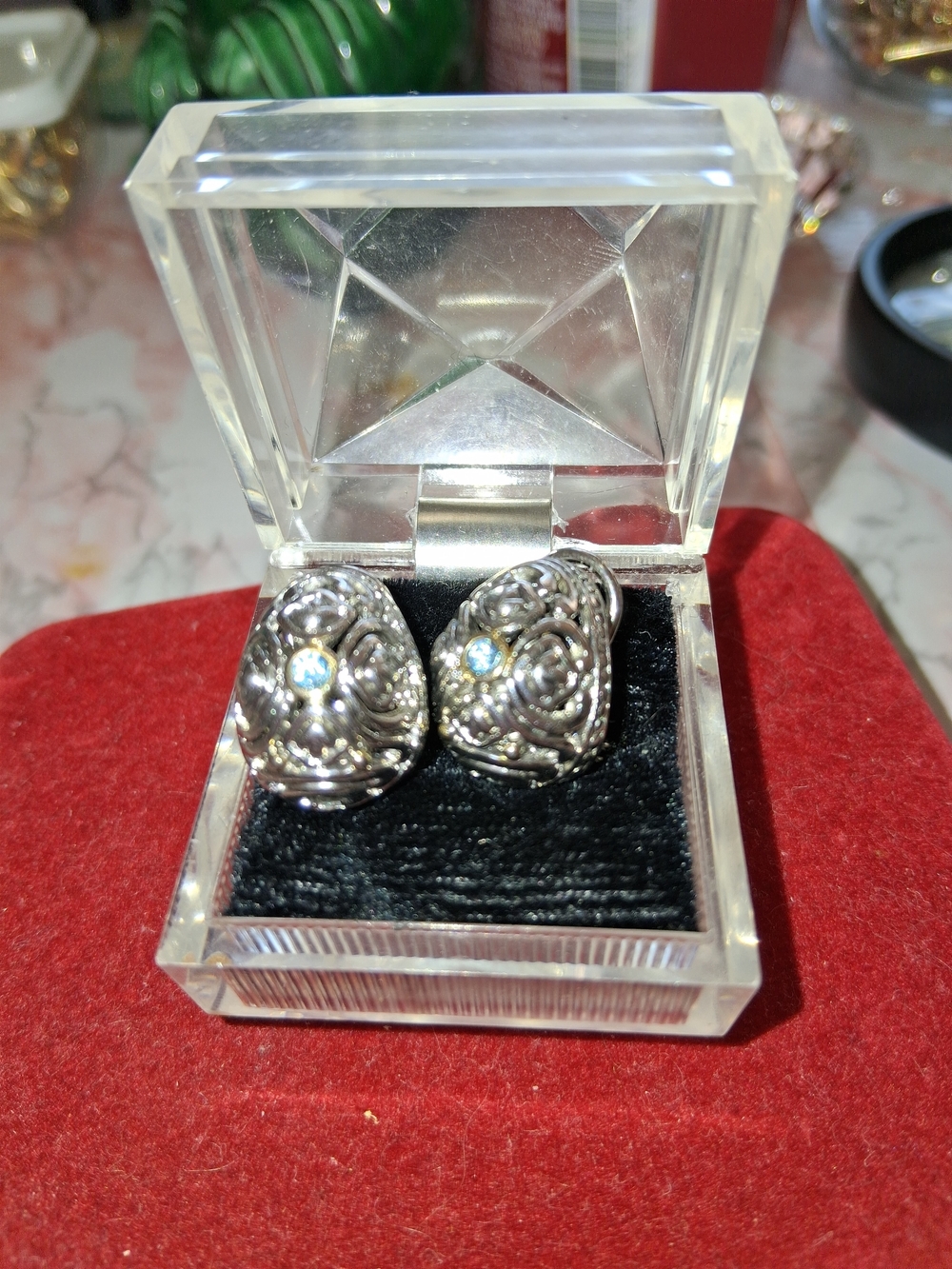 Source Unknown Silver Filigree Teardrop Earrings with Blue Accents